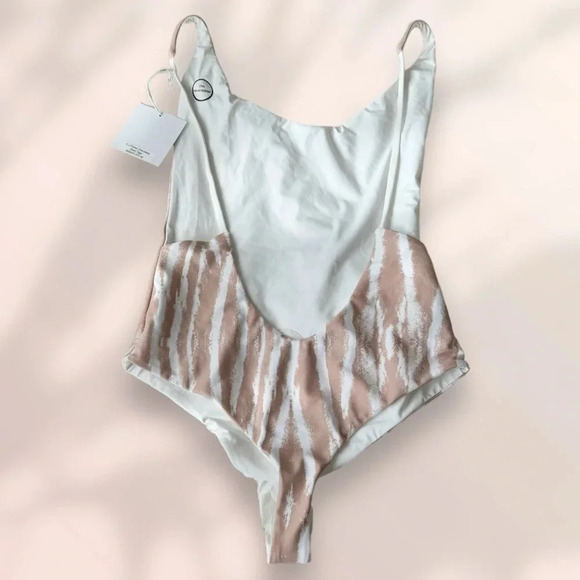 NEW Arrow & Eve C.J. Parker Beige Reversible One Piece Swimsuit - Picture 8 of 12